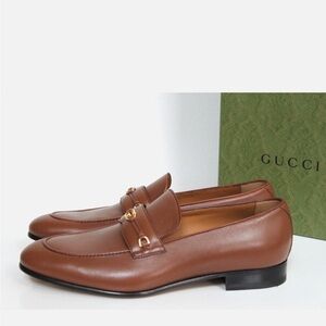 Gucci Men's Brown Leather GG interlocking Bit Medallion Loafer